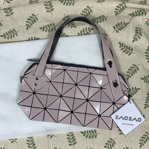 💢💢Issey Miyake Bao Bao Boston Tote Bag